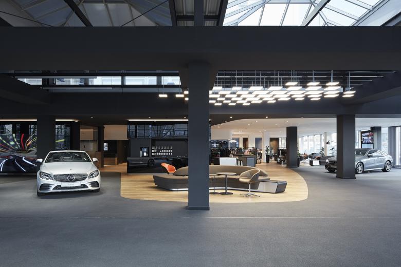 Mock Up 2 Mercedes Benz Niederlassung Stuttgart Boblingen Markus Bachmann